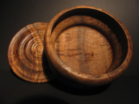 woodturn